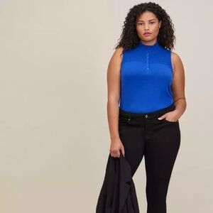 NWT TORRID Heritage Slub Blue Smocked Yoke Henley Tank